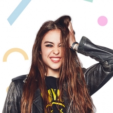 bipA Feiert Dich Brunette