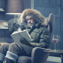 erdoel man reading