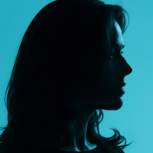 froots blue woman